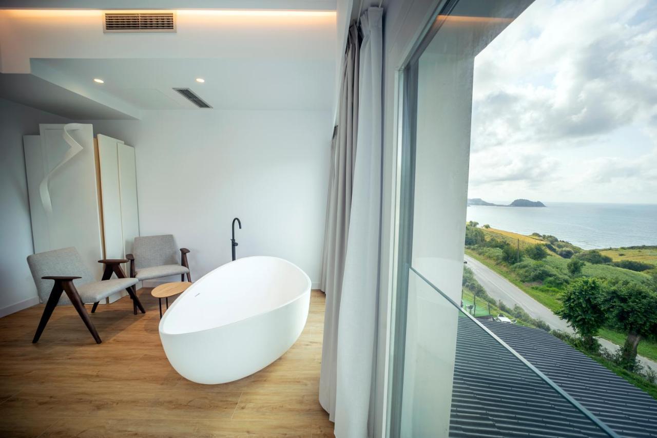 Hotel Boutique Berazadi Berri Zarautz Bagian luar foto