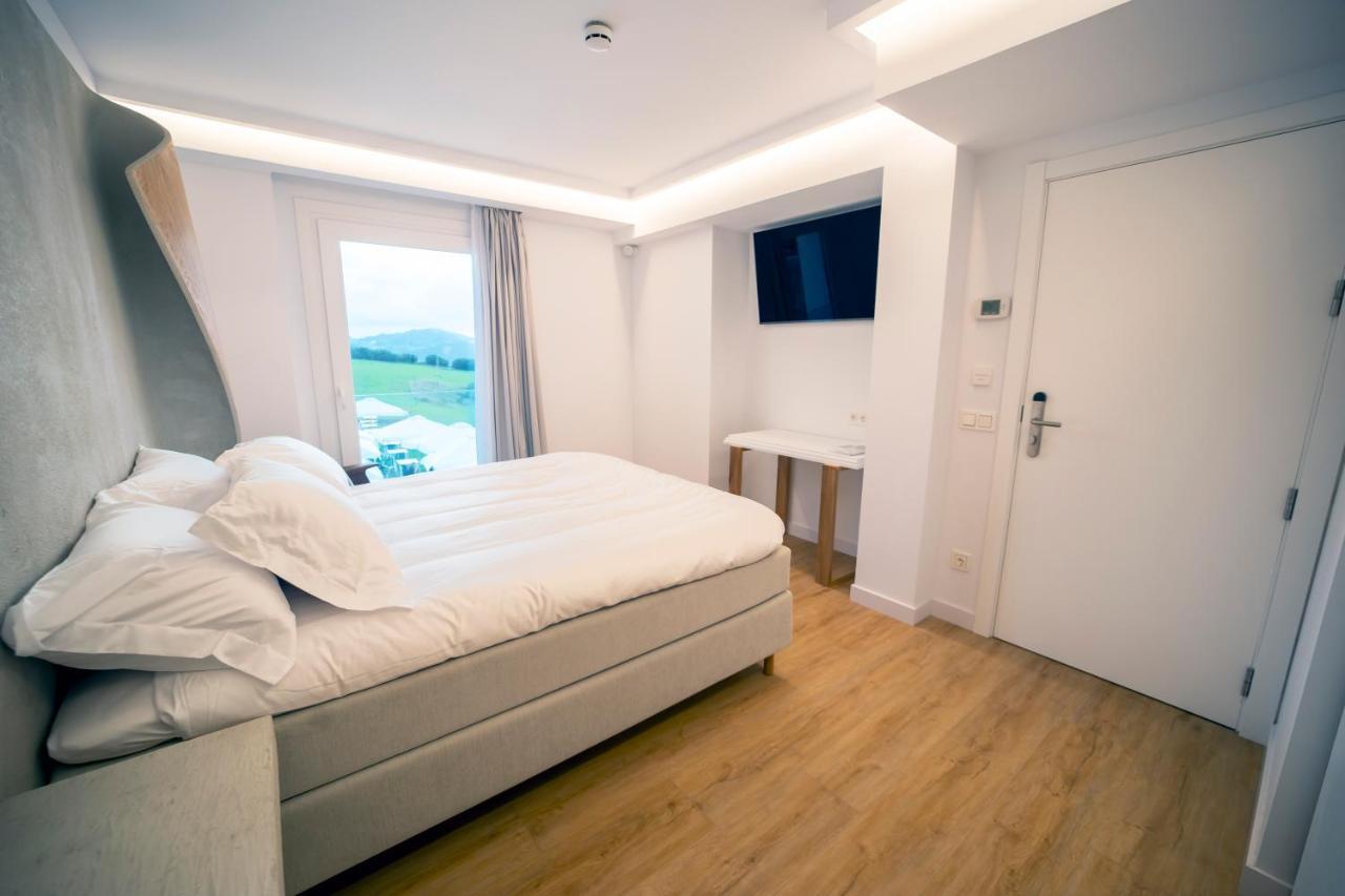 Hotel Boutique Berazadi Berri Zarautz Bagian luar foto