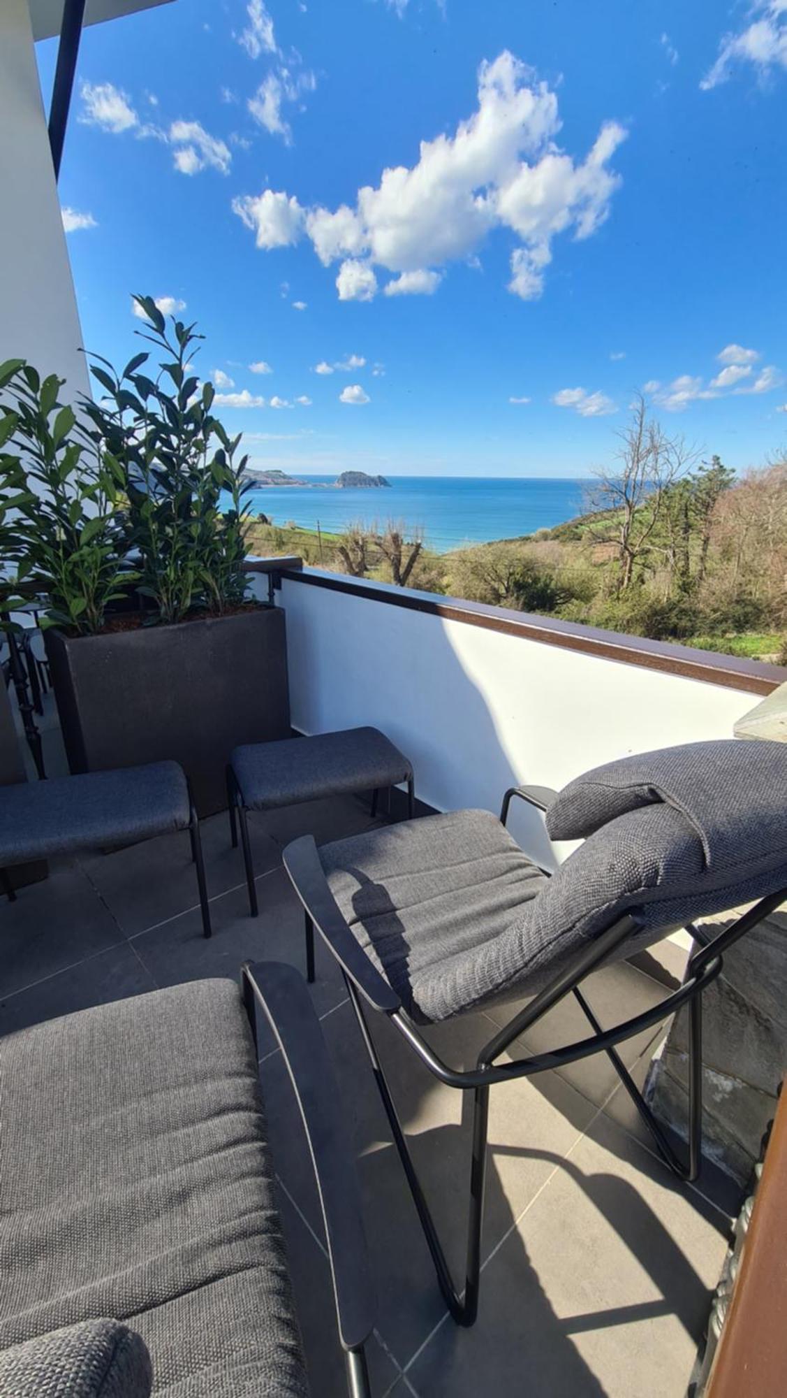 Hotel Boutique Berazadi Berri Zarautz Bagian luar foto